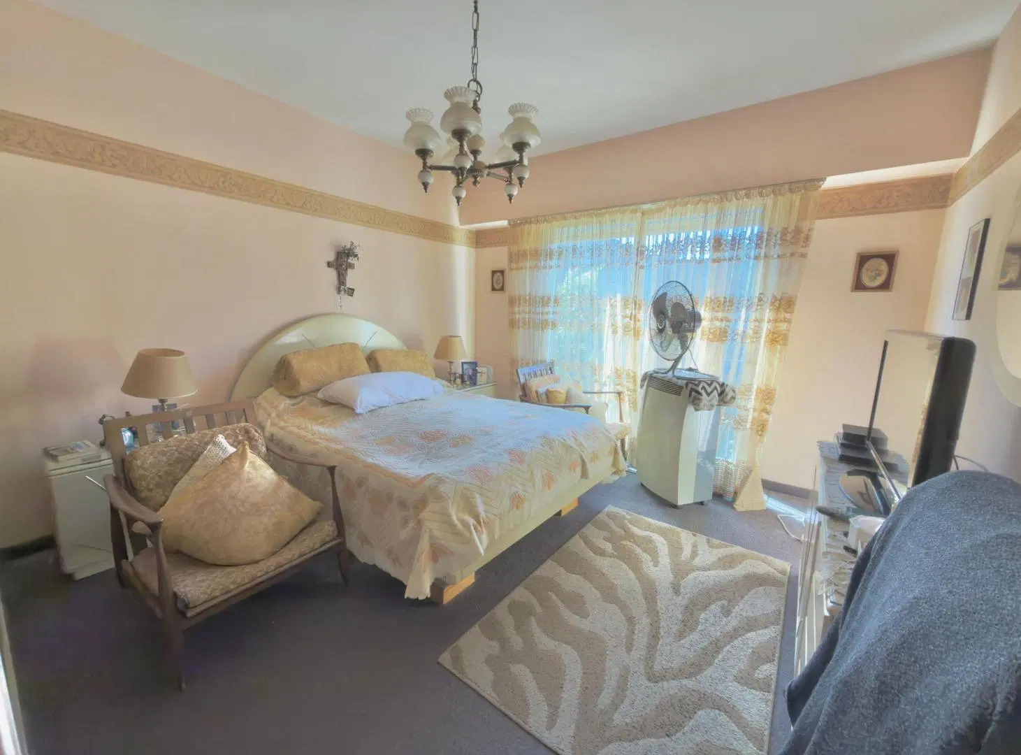 VENTA CASA 4 AMBIENTES C/ TERRAZA COCHERA Y LAVADE 5