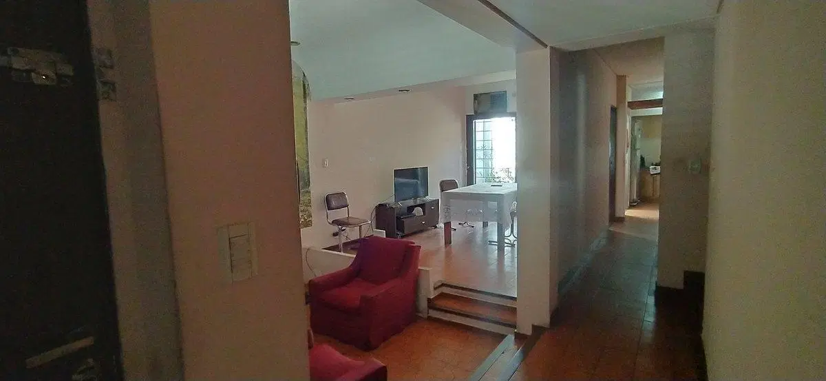 Venta Casa 4 amb + Galpón 4
