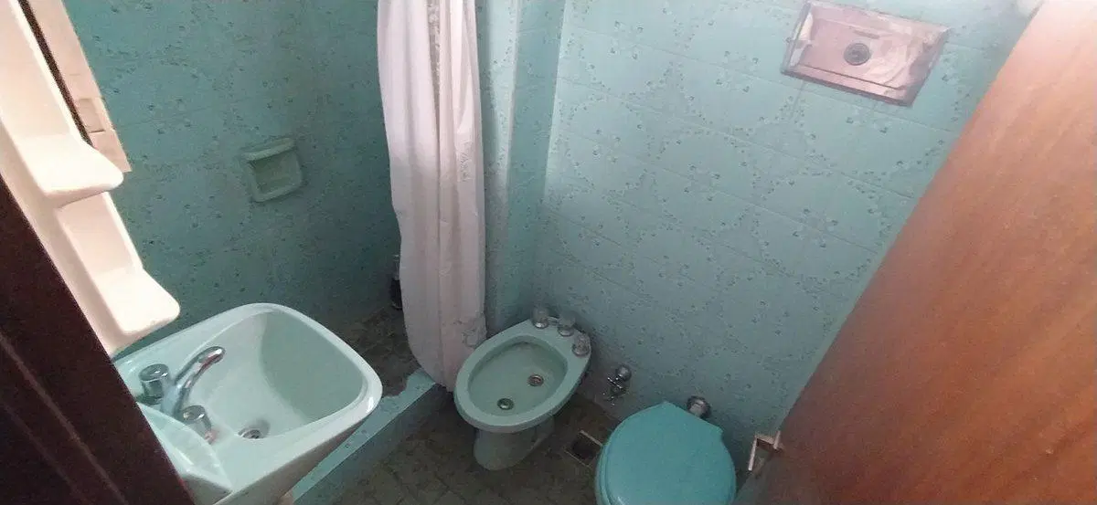 Venta Casa 4 amb + Galpón 5