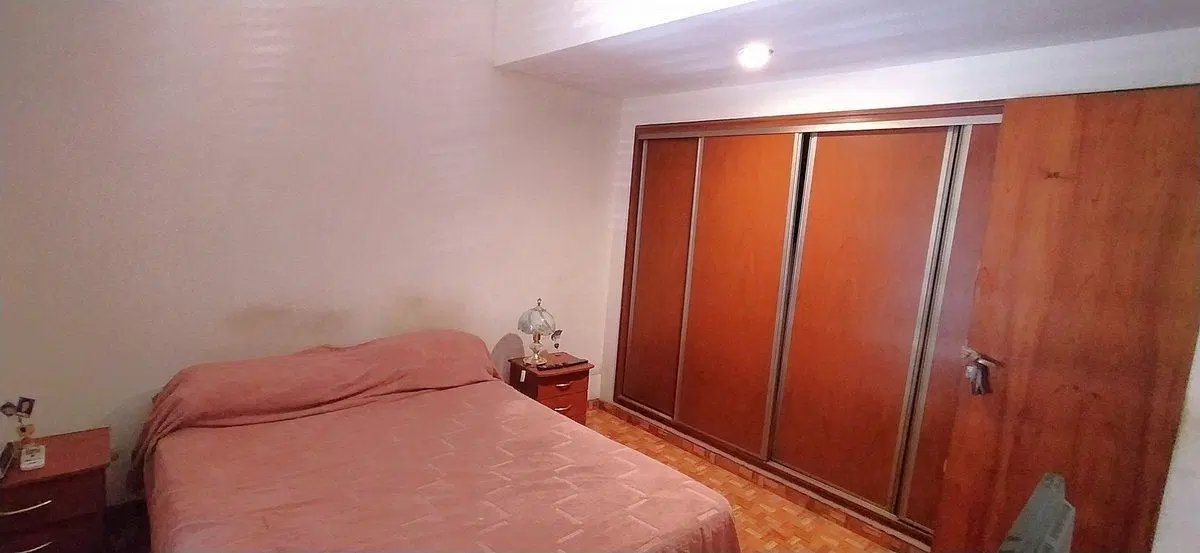 Venta Casa 4 amb + Galpón 3