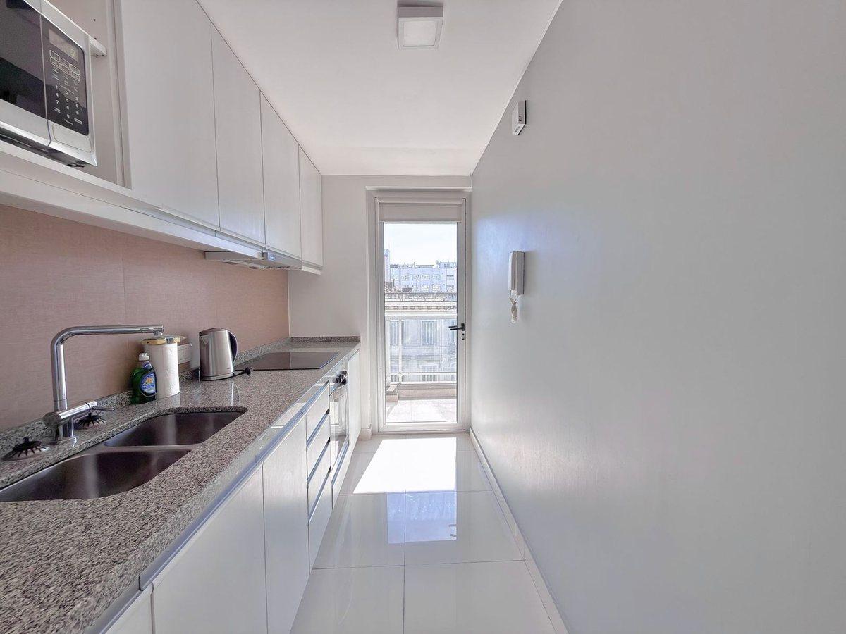 Foto de VENTA DEPARTAMENTO 2 AMBIENTES C/ COCHERA, imagen 3