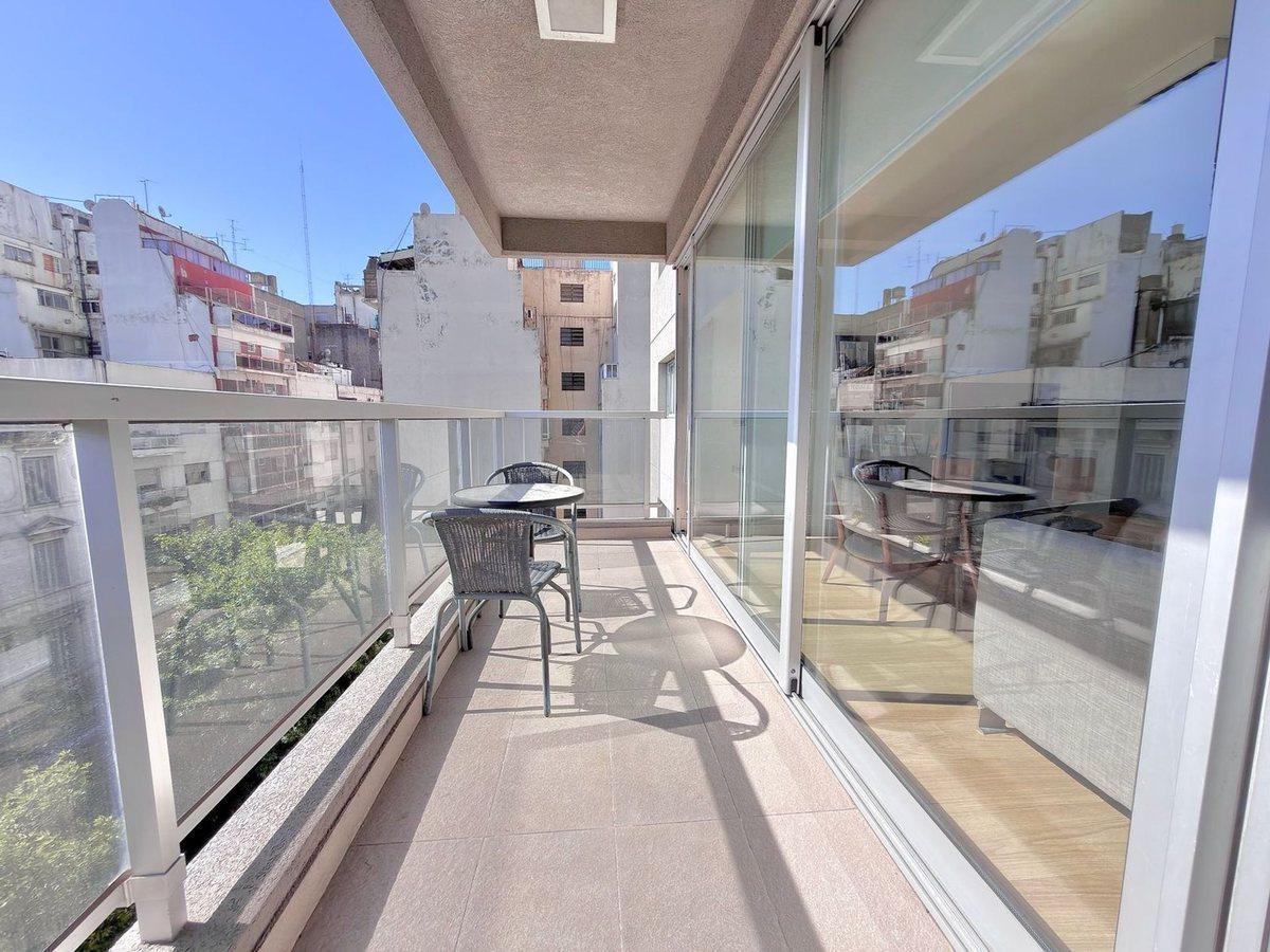 Foto de VENTA DEPARTAMENTO 2 AMBIENTES C/ COCHERA, imagen 1