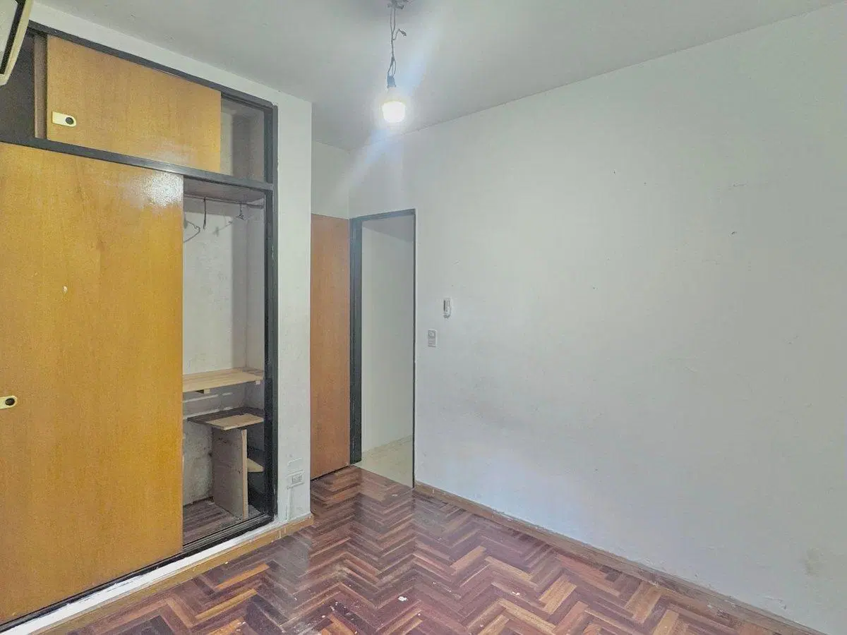 PH TIPO CASA 3 AMB EN VENTA EN ZONA FLORES COMER 2