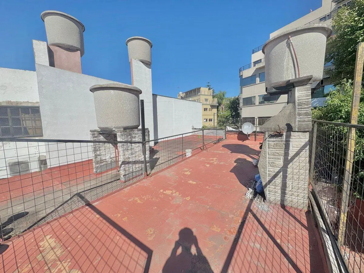 PH TIPO CASA 3 AMB EN VENTA EN ZONA FLORES COMER 8