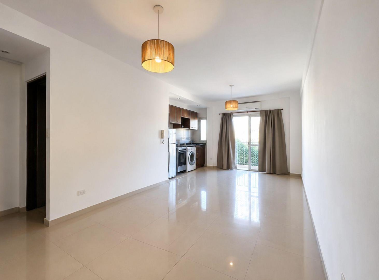 Foto de VENTA: DEPTO MONOAMB. SUBDIVIDIDO CON BALCON Y SUM, imagen 2