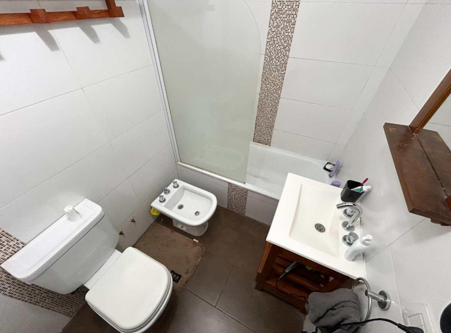 Foto de VENTA: DEPTO MONOAMB. SUBDIVIDIDO CON BALCON Y SUM, imagen 5