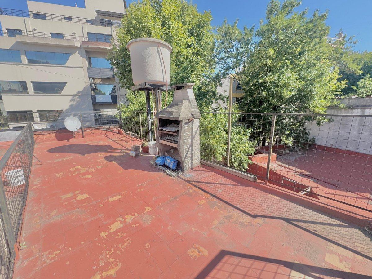 Foto de LOCAL (PH) 3 AMB EN VENTA EN ZONA FLORES COMERCIAL, imagen 4