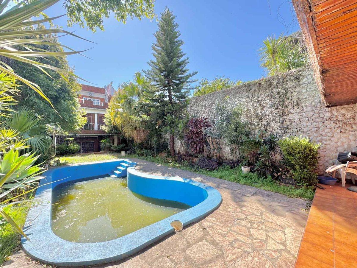 Foto de VENTA CASA 8 AMBIENTES FLORES, imagen 3