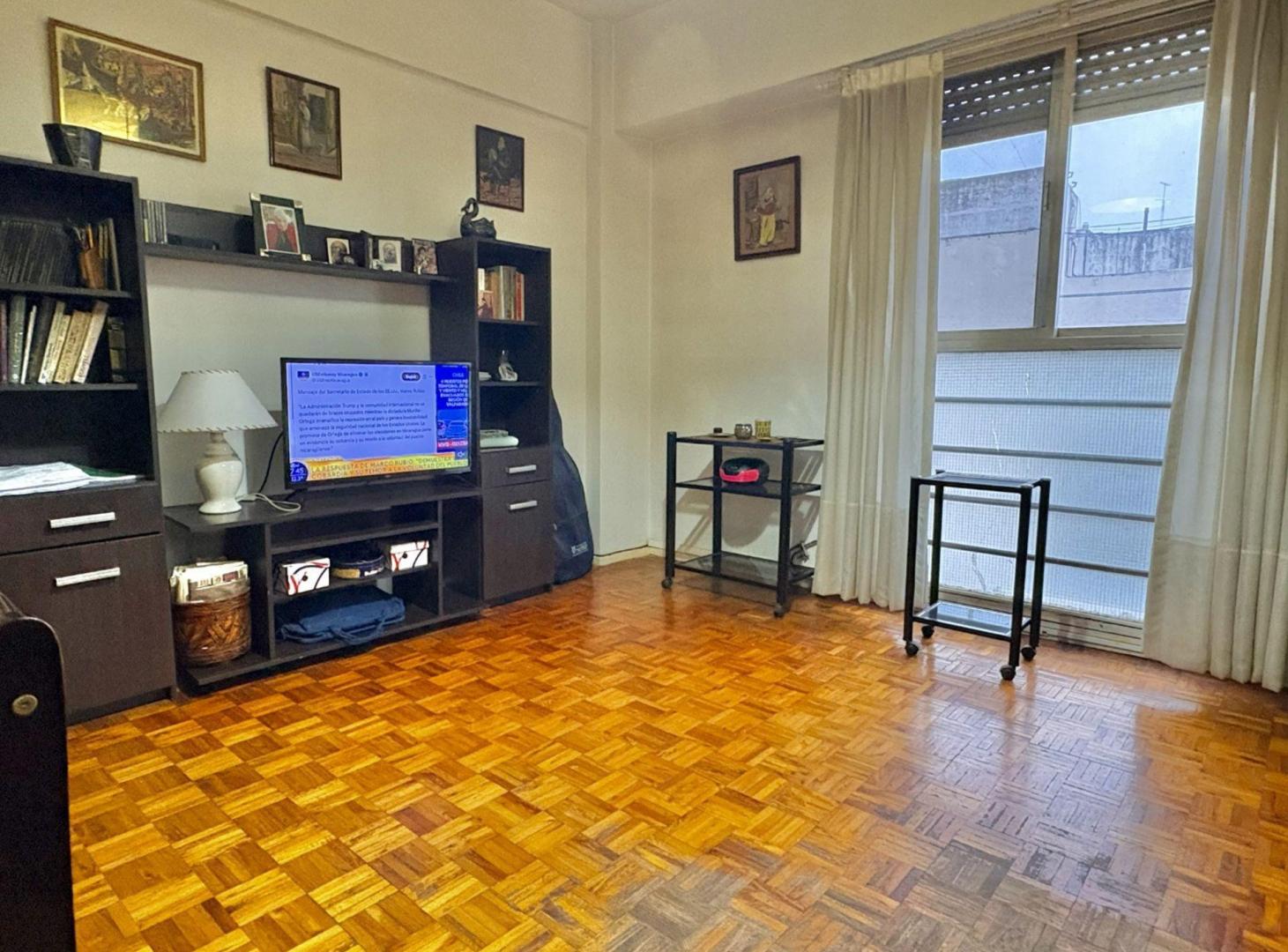 Foto de VENTA DEPARTAMENTO 3 AMBIENTES EN FLORES AV. GAONA, imagen 1