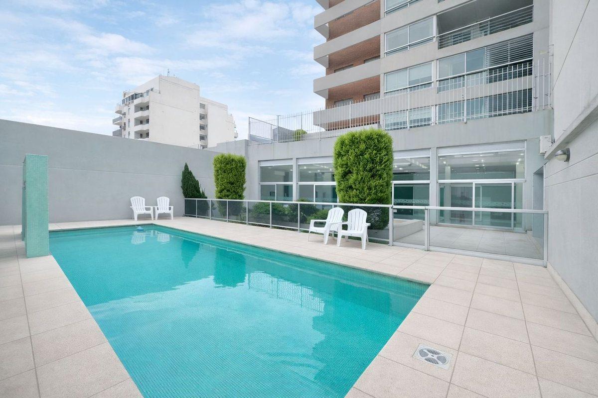 Foto de VENTA DPTO EN FLORES 6AMB 2COCH FULL AMNTS Y DPNDC, imagen 4