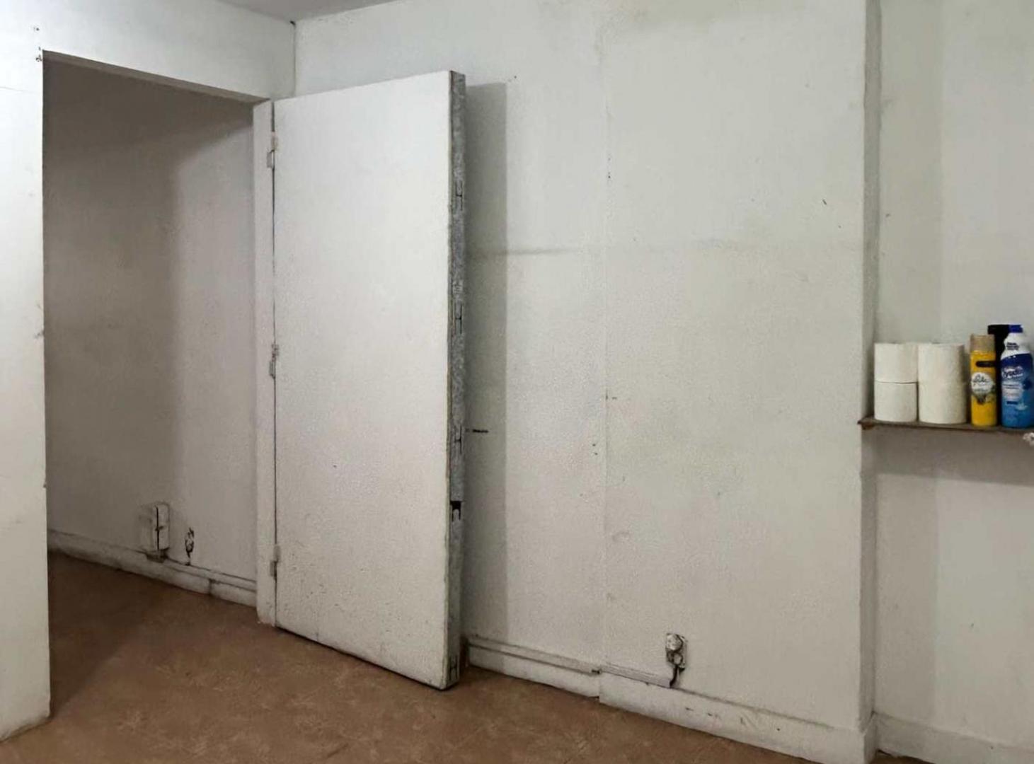 Foto de VENTA de local Comercial en pleno Av. Boyaca, imagen 4