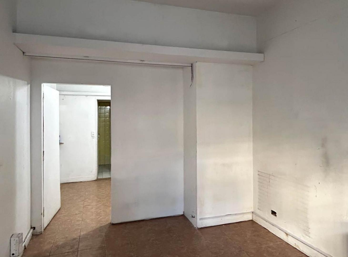 Foto de VENTA de local Comercial en pleno Av. Boyaca, imagen 1