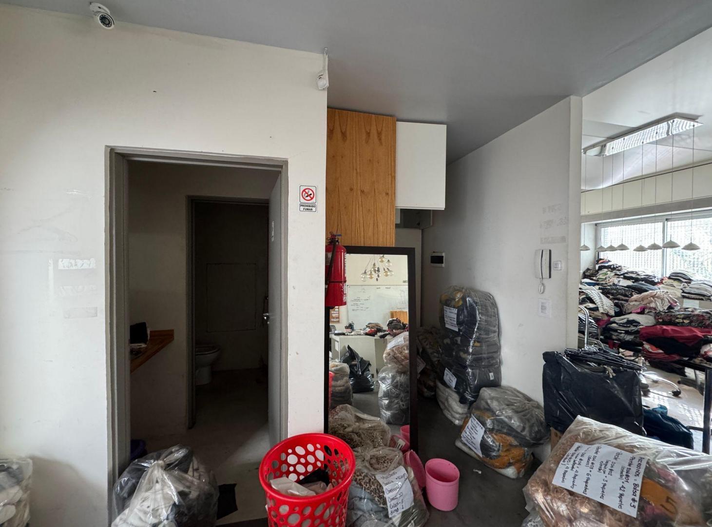 Foto de GALPON DEPOSITO 353M2 EN VENTA EN ZONA COM FLORES, imagen 5
