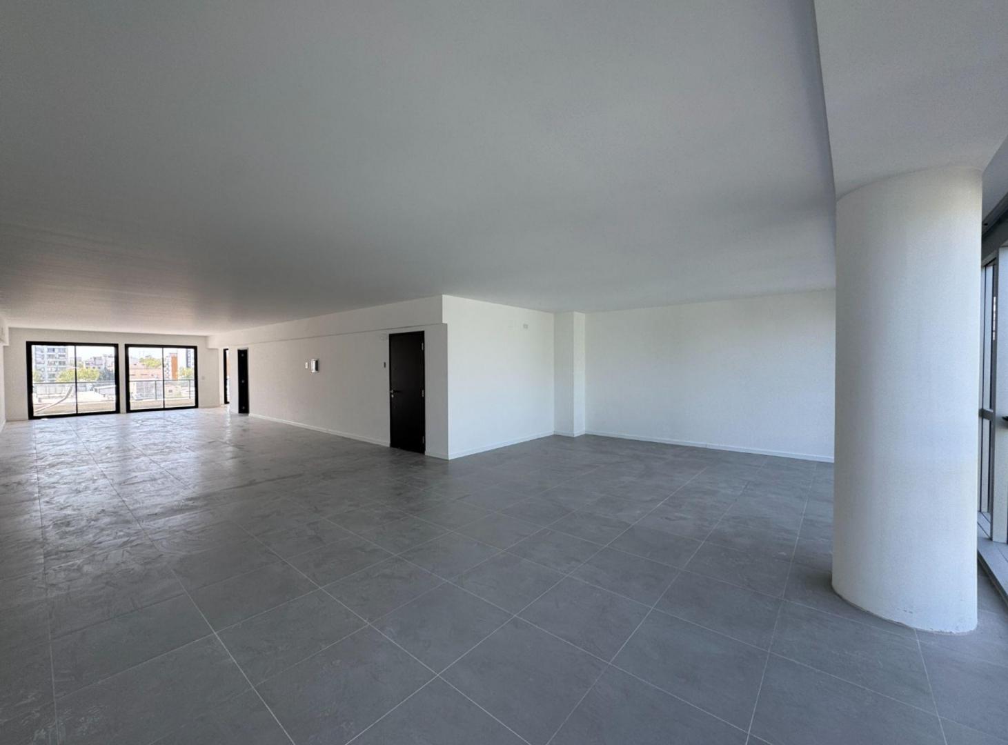 Foto de ALQUILER OFICINA COMERCIAL FLORES PISO ENTERO, imagen 3