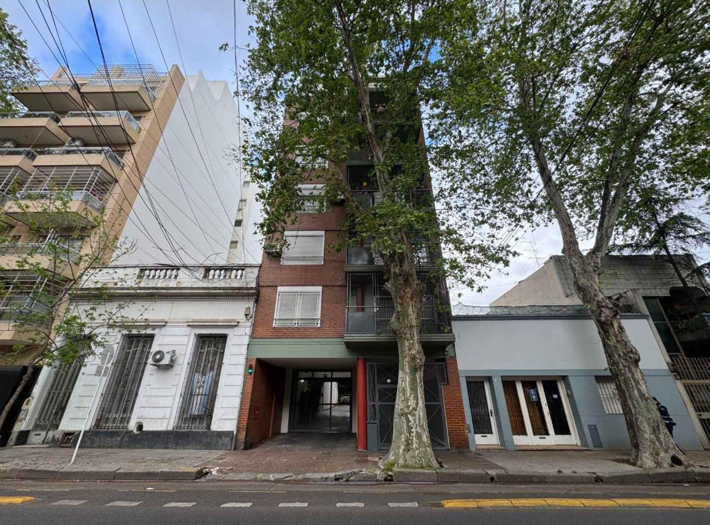 Foto de VENTA DEPARTAMENTO 3 AMBIENTES FLORES COCHERA, imagen 4