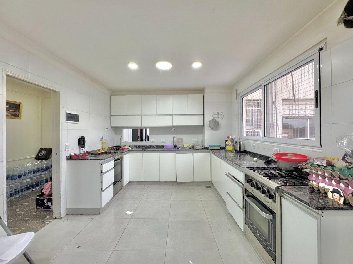 Foto de DEPTO 4 AMB EN VENTA CON DEPEND ILUMINADO AL FRENT, imagen 1
