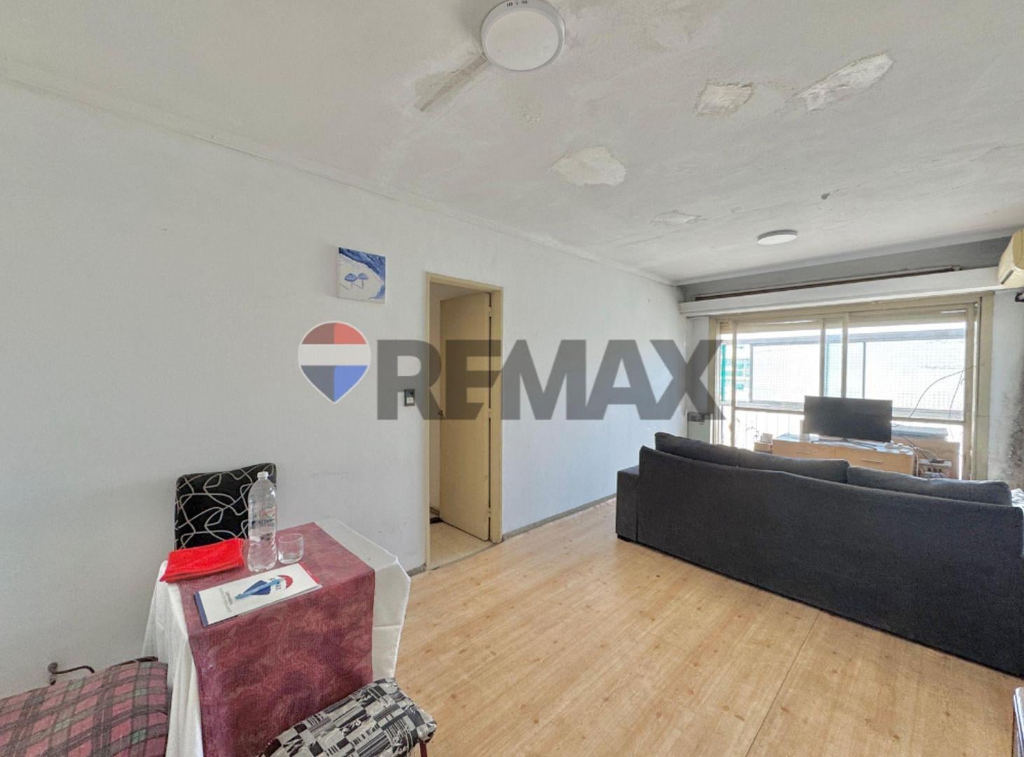 Foto de VENTA DEPARTAMENTO 4 AMBIENTES FLORES BALCON, imagen 1