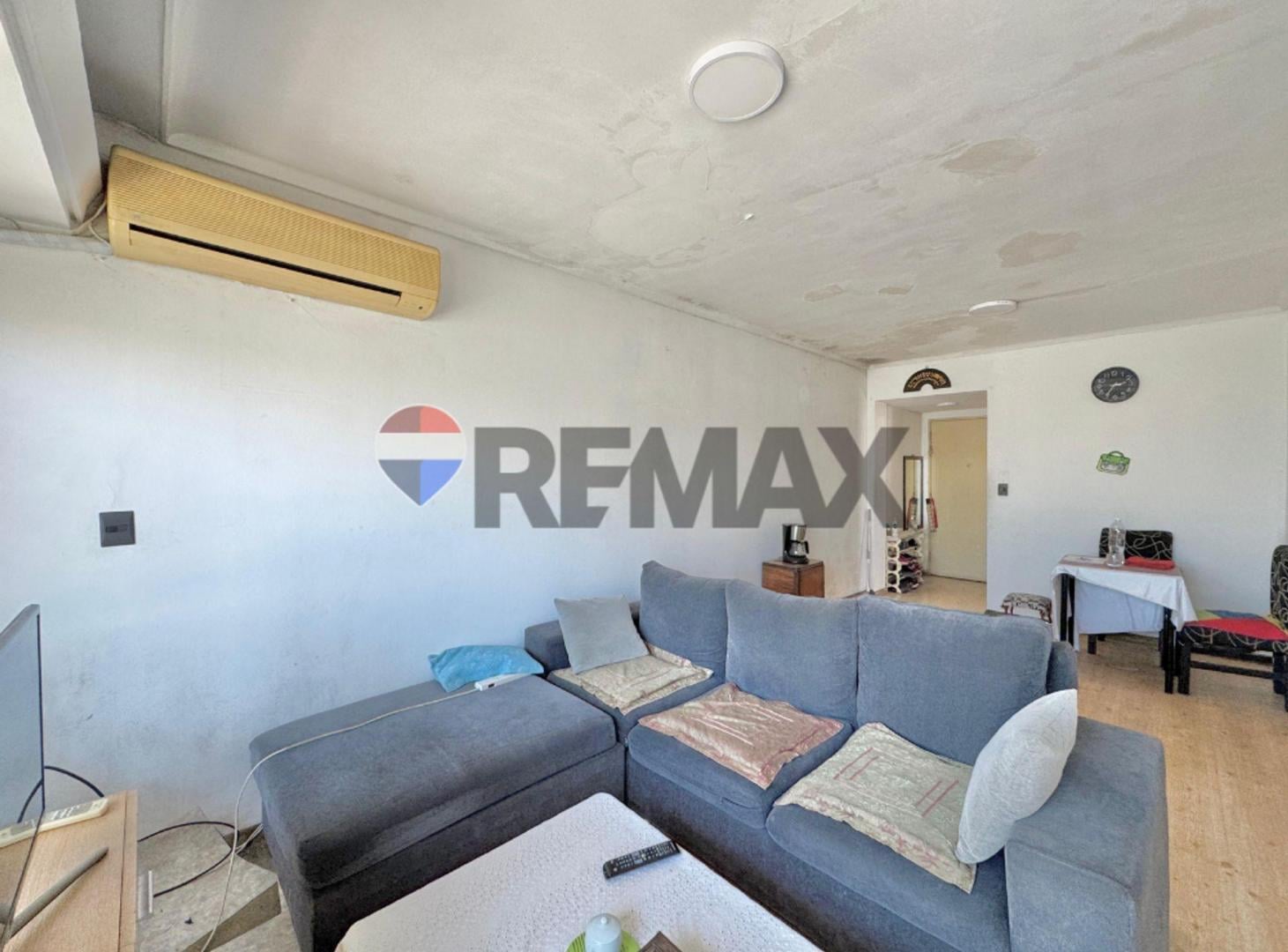 Foto de VENTA DEPARTAMENTO 4 AMBIENTES FLORES BALCON, imagen 4