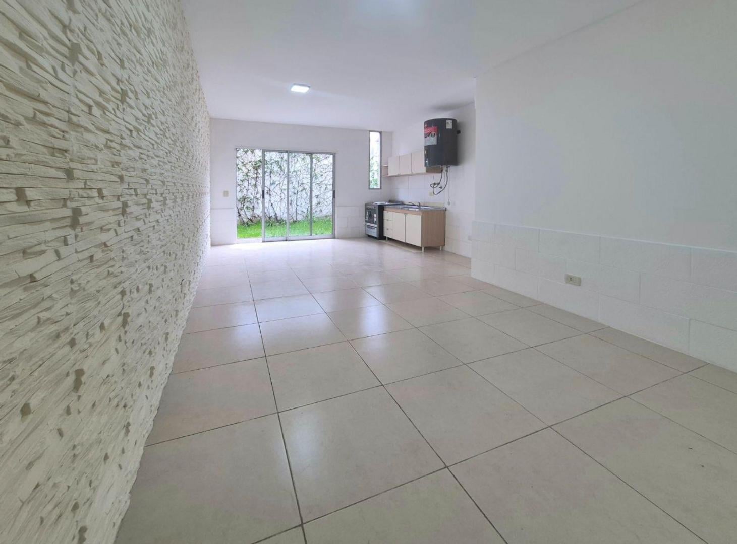 Foto de ALQUILER MONOAMBIENTE CON PATIO VILLA SANTA RITA, imagen 2