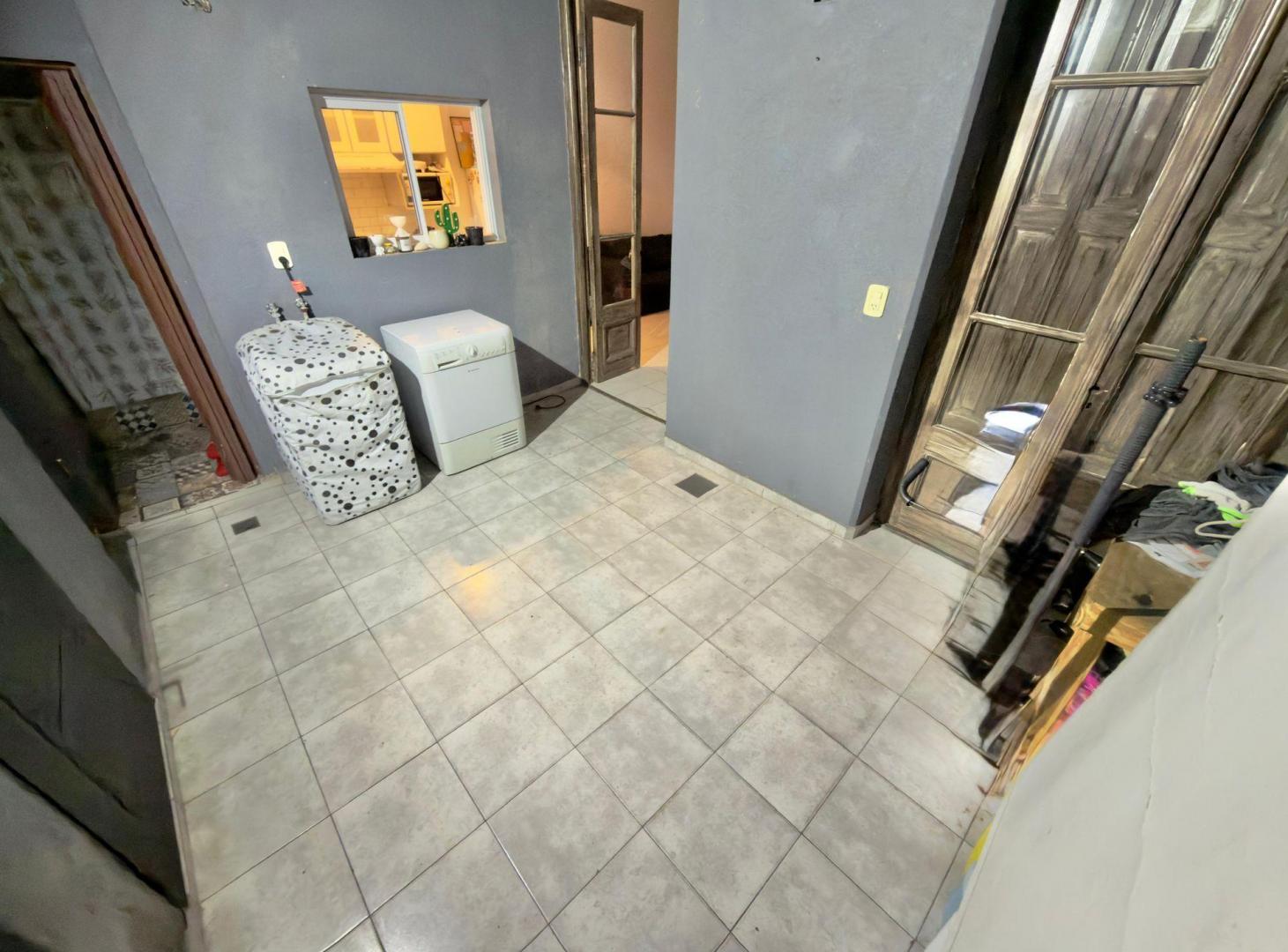 Foto de PH 2 AMBIENTES EN VENTA EN FLORESTA, APTO CREDITO, imagen 1