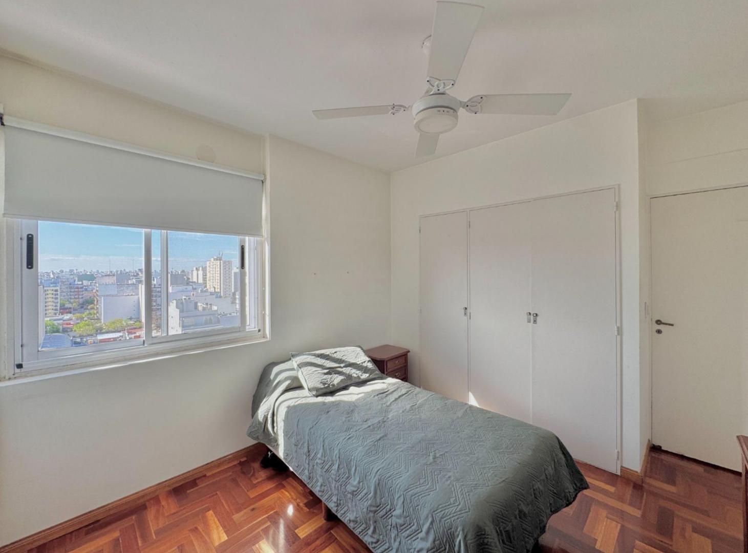 Foto de VENTA DEPARTAMENTO 4 AMBIENTES EN FLORES LUMINOSO, imagen 4