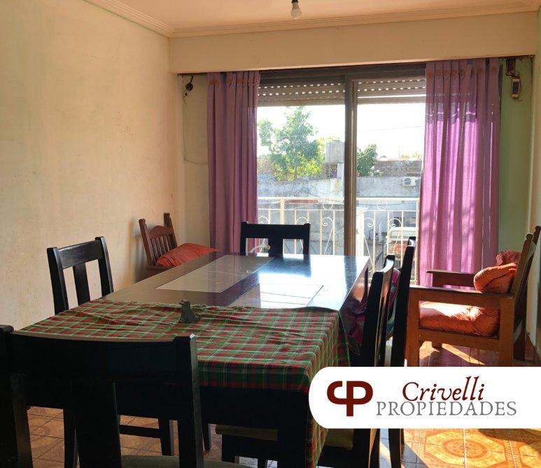 Foto de VENTA | Inmueble con dos departamentos + Local y Garage cubierto, imagen 5
