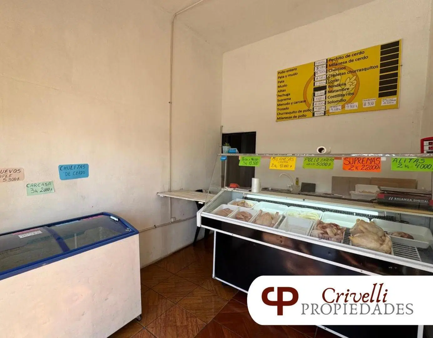 VENTA | 2 locales en centro comercial 8