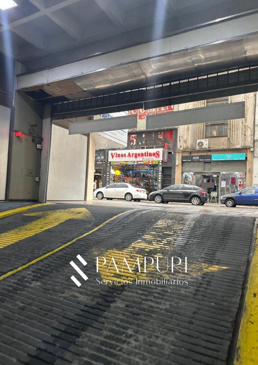VENTA EXCELENTE Cochera Fija en Galería Jardín
