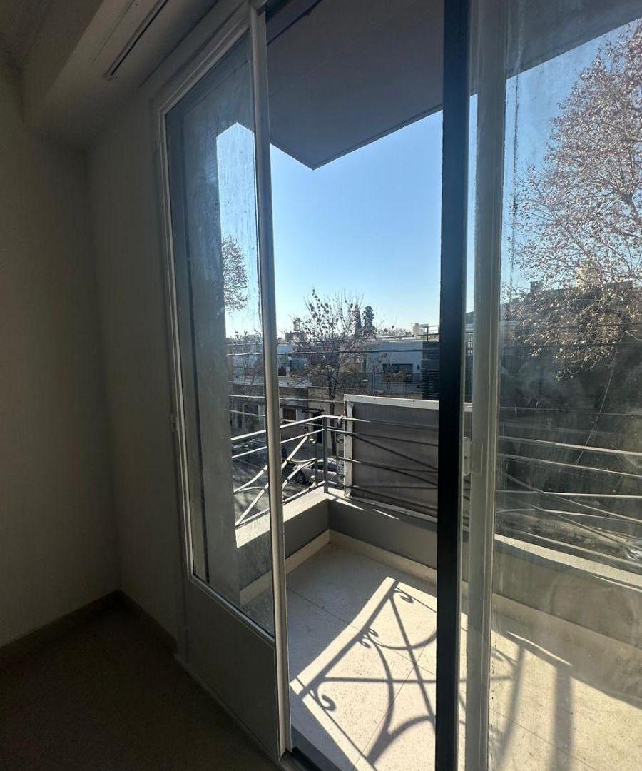Foto de PH renovado 3 ambientes y medio con terraza en venta en Villa Santa Rita, imagen 5