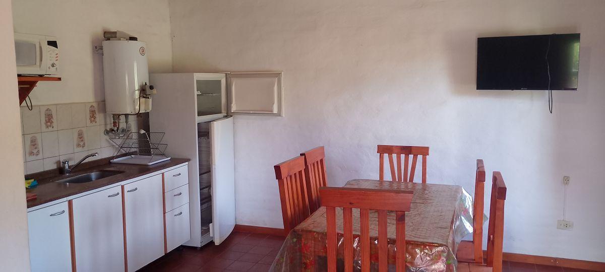 Foto de ALQUILER PERMANENTE-CASA DE 2 DORMITORIOS-SANTA MONICA., imagen 3