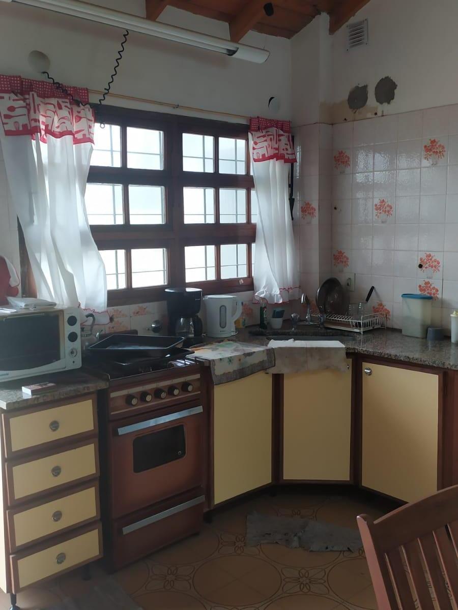 Excelente Chalet en Calle Monaco 438 1