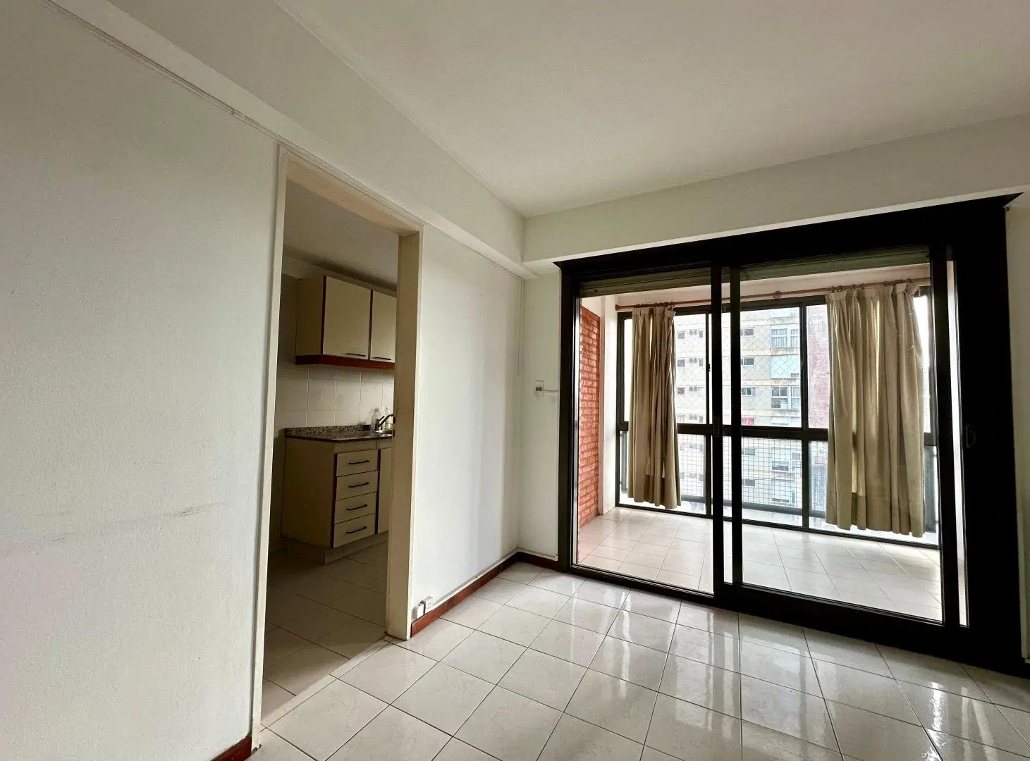 Hermoso Departamento en Inmejorable Zona de San Isidro 2