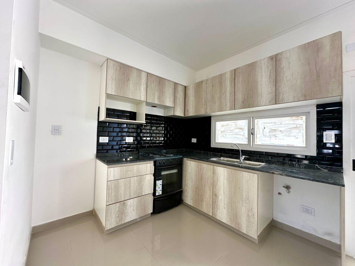 Foto de 3 Amb. a Estrenar: Suite, Jardín, Cochera y Playroom, imagen 4