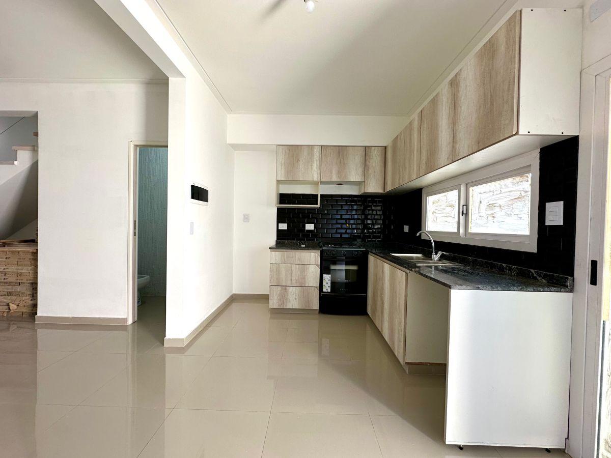 Foto de 3 Amb. a Estrenar: Suite, Jardín, Cochera y Playroom, imagen 5