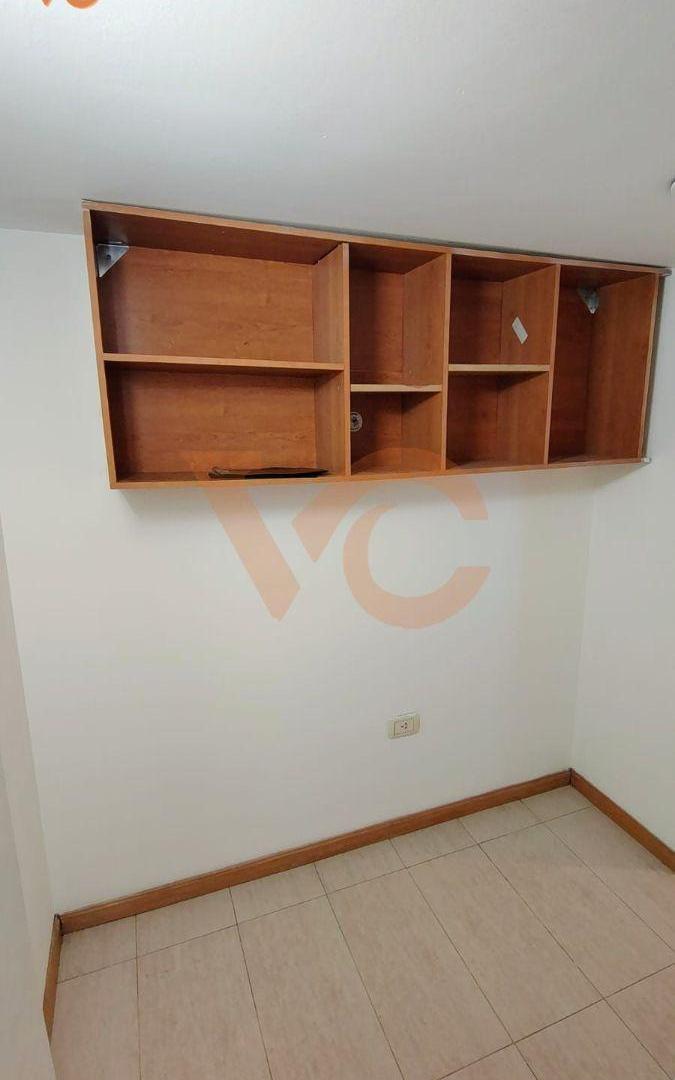 Foto de Departamento en alquiler · 3 dormitorios · 180 m² · Neuquén, imagen 2