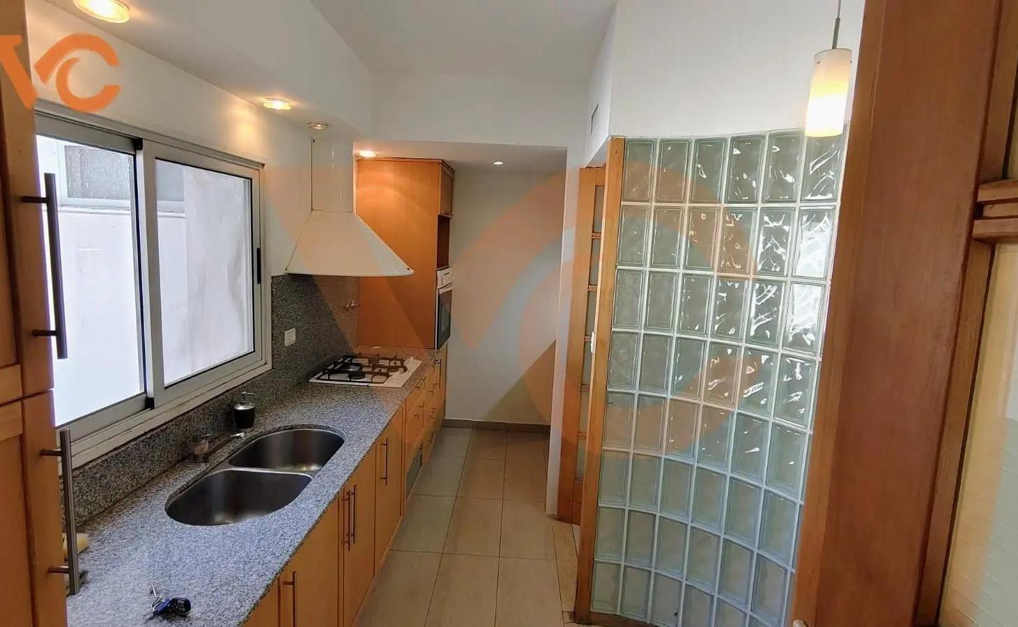Foto de Departamento en alquiler · 3 dormitorios · 180 m² · Neuquén, imagen 4