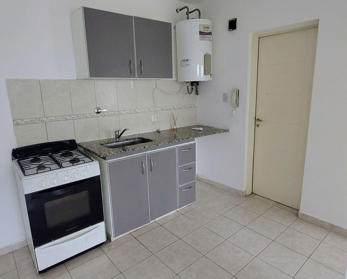Foto de Departamento en alquiler · 1 dormitorio · Villa Maria, Neuquén, imagen 4