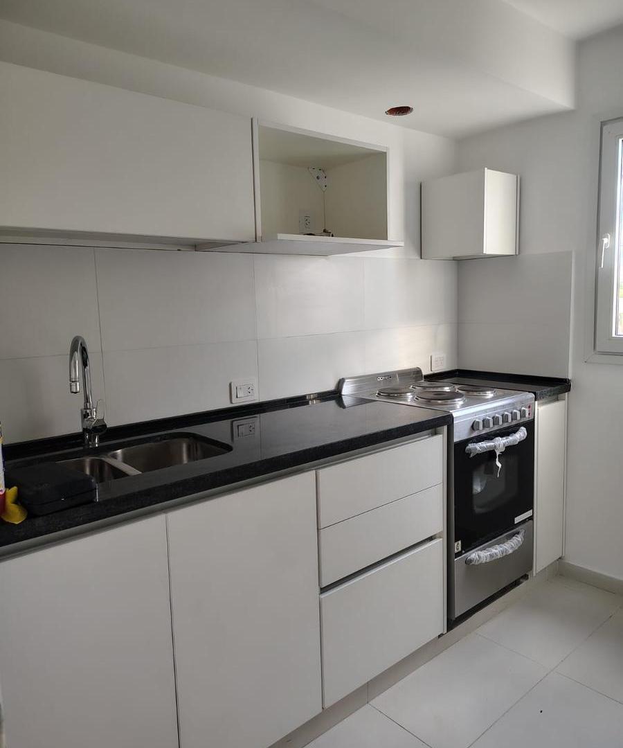 Foto de Venta de departamento 2amb. c/cochera Ituzaingo Centro., imagen 3