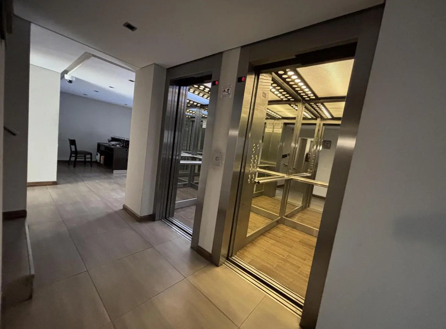 Departamento 2 ambientes con cochera en VENTA/ALQUILER 4
