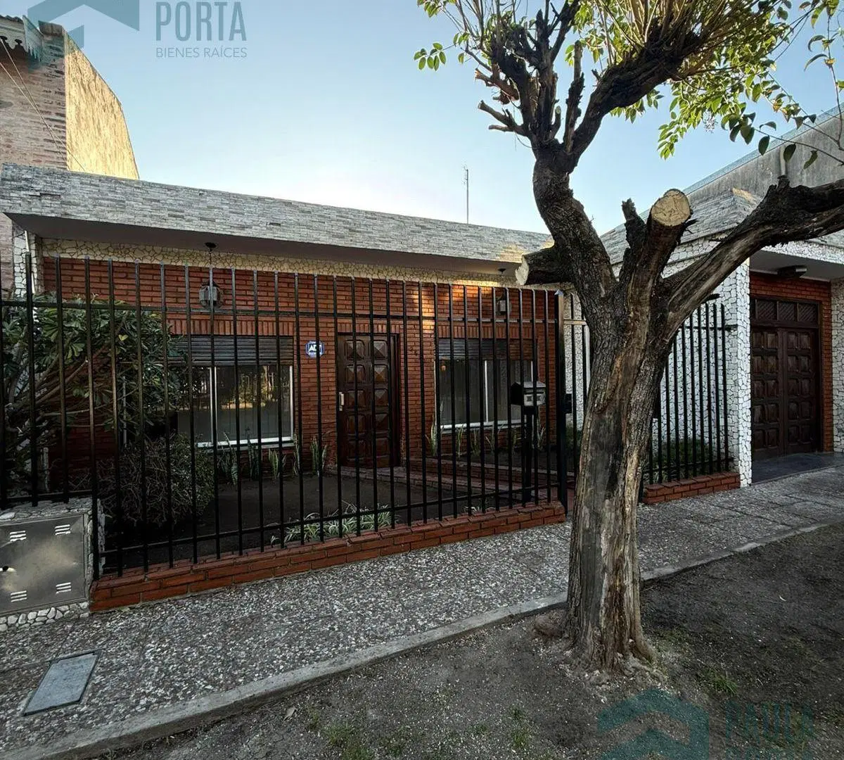 Casa - Castelar Norte 4