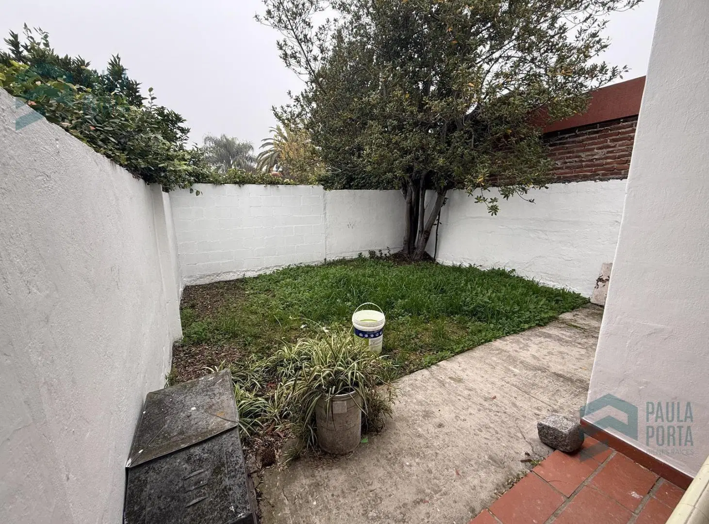 Venta PH de 3amb., al frente con entrada de auto, y patio, Apto Credito,Ituzaingo Norte 8