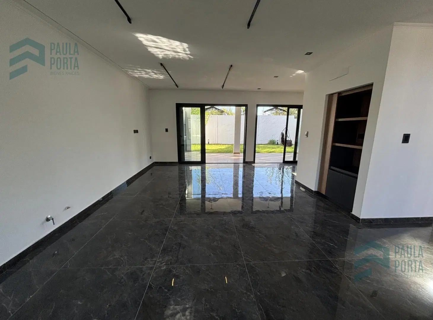 Venta Casa a estrenar en Condominio cerrado - Parque Leloir- Ituzaingo 2