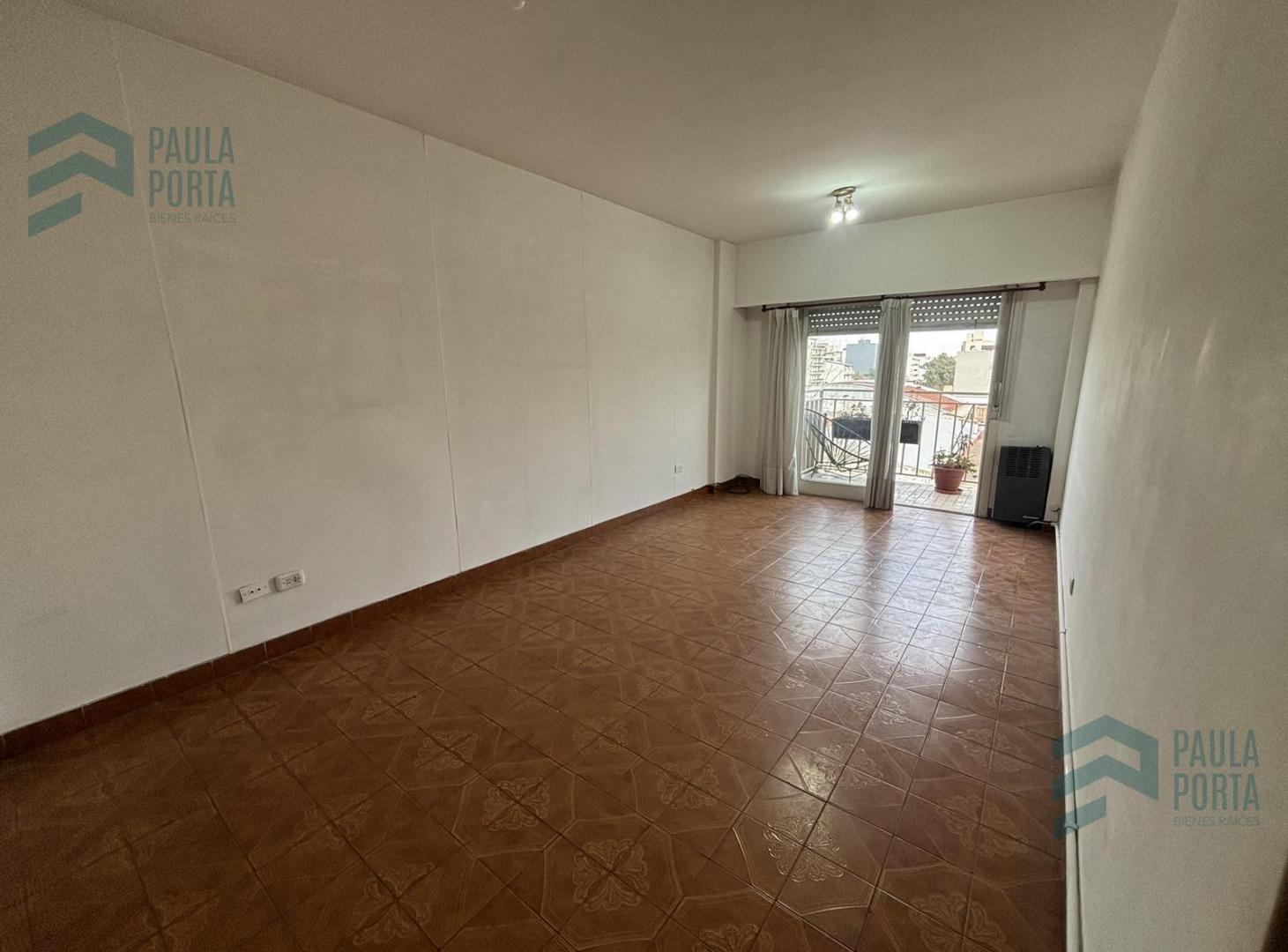 Foto de Departamento 3 Ambientes en Alquiler con COCHERA – Morón Sur, imagen 1
