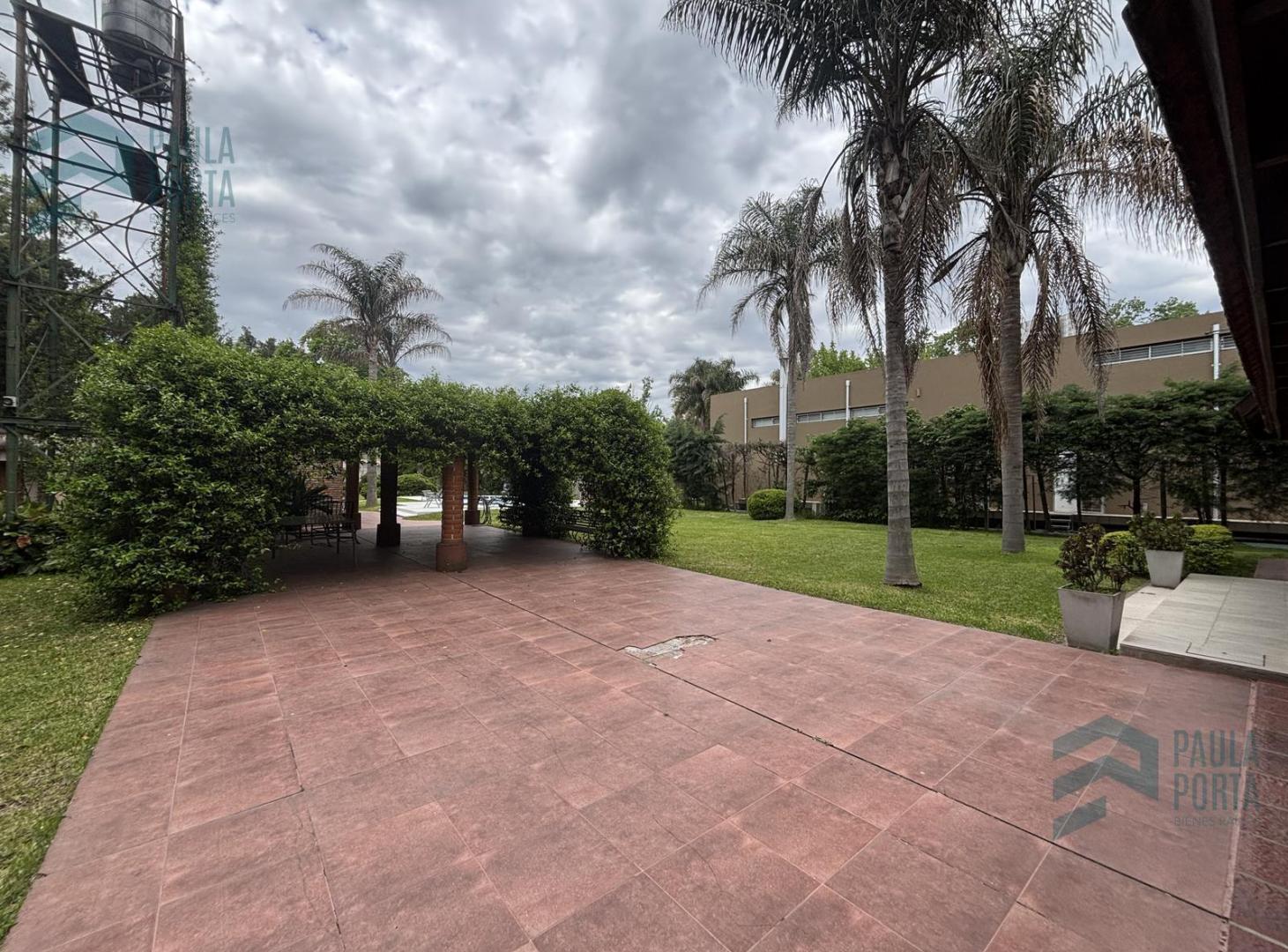 Foto de Venta de imponente chalet en Parque Leloir, imagen 5