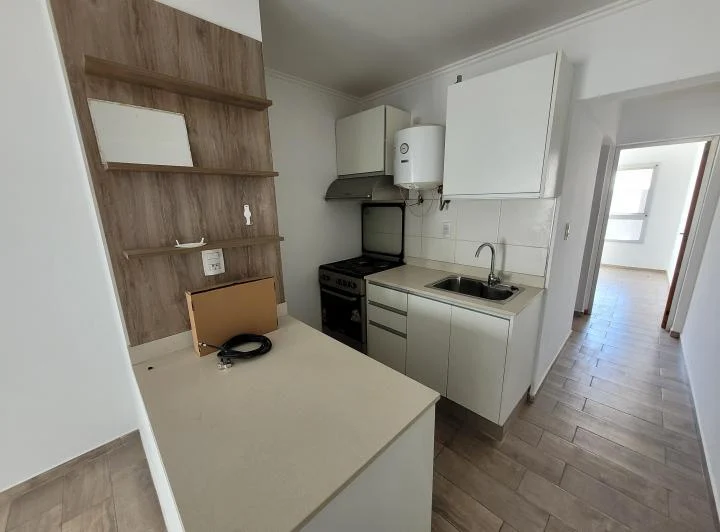 DEPARTAMENTO DE 1 DORMITORIO EN ALQUILER EN VILLA MARÍA SELVA 3