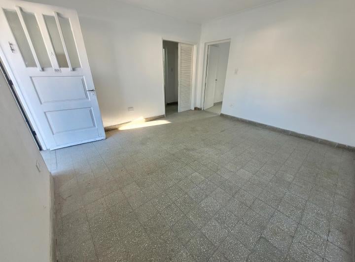 CASA INTERNA EN ALQUILER EN BARRIO 7 JEFES SANTA FE 3