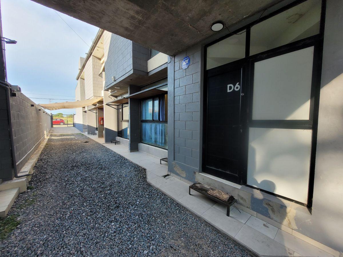 Foto de DEPARTAMENTO DUPLEX DE UN DORMITORIO Y COCHERA EN ALQUILER EN GUADALUPE, imagen 2