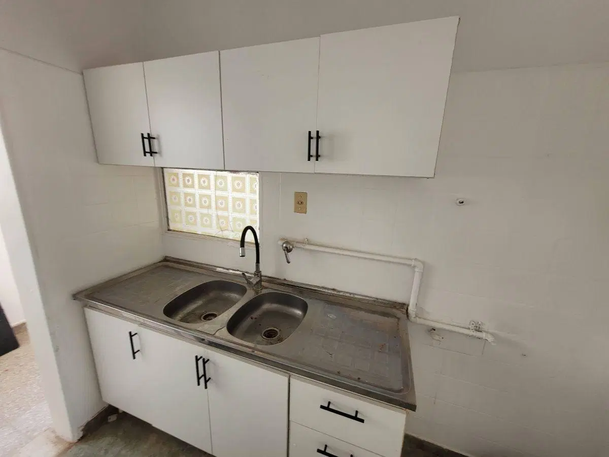 Departamento de 2 dormitorios en alquiler a 5 cuadres de Avenida Freyre 4