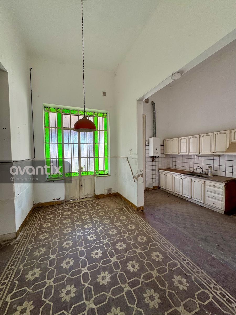 Casa Céntrica en Calle Belgrano – Ideal Proyecto o Refacción 1