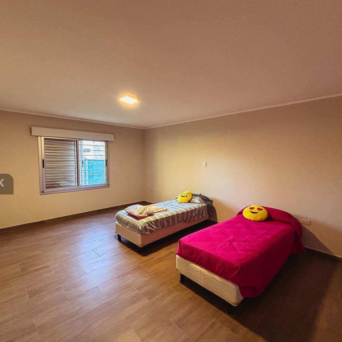 Casa en Barrio Villa Los Álamos - Apta Crédito 5